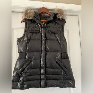 Michael Kors Shiny Black Puffer Vest with real Fur Trim ~ like new